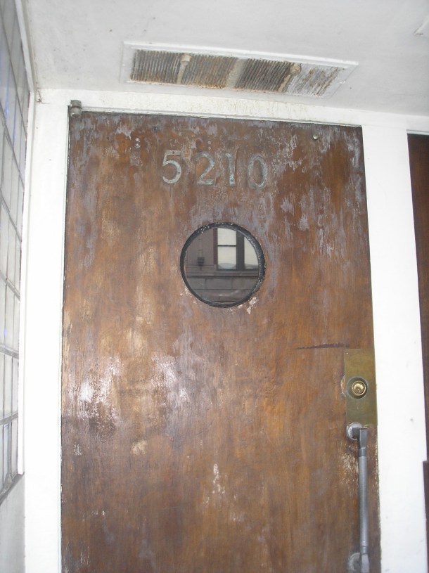 Simon's Tavern is at 5210 N. Clark Street.  A great place for a drink and a toast!